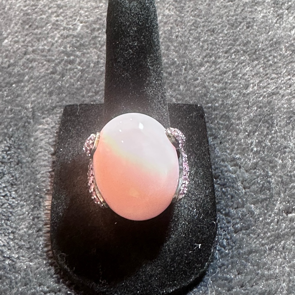 JOHN HARDY
Classic Chain Pink Opal, Light Pink Sapphire & Sterling Silver Ring